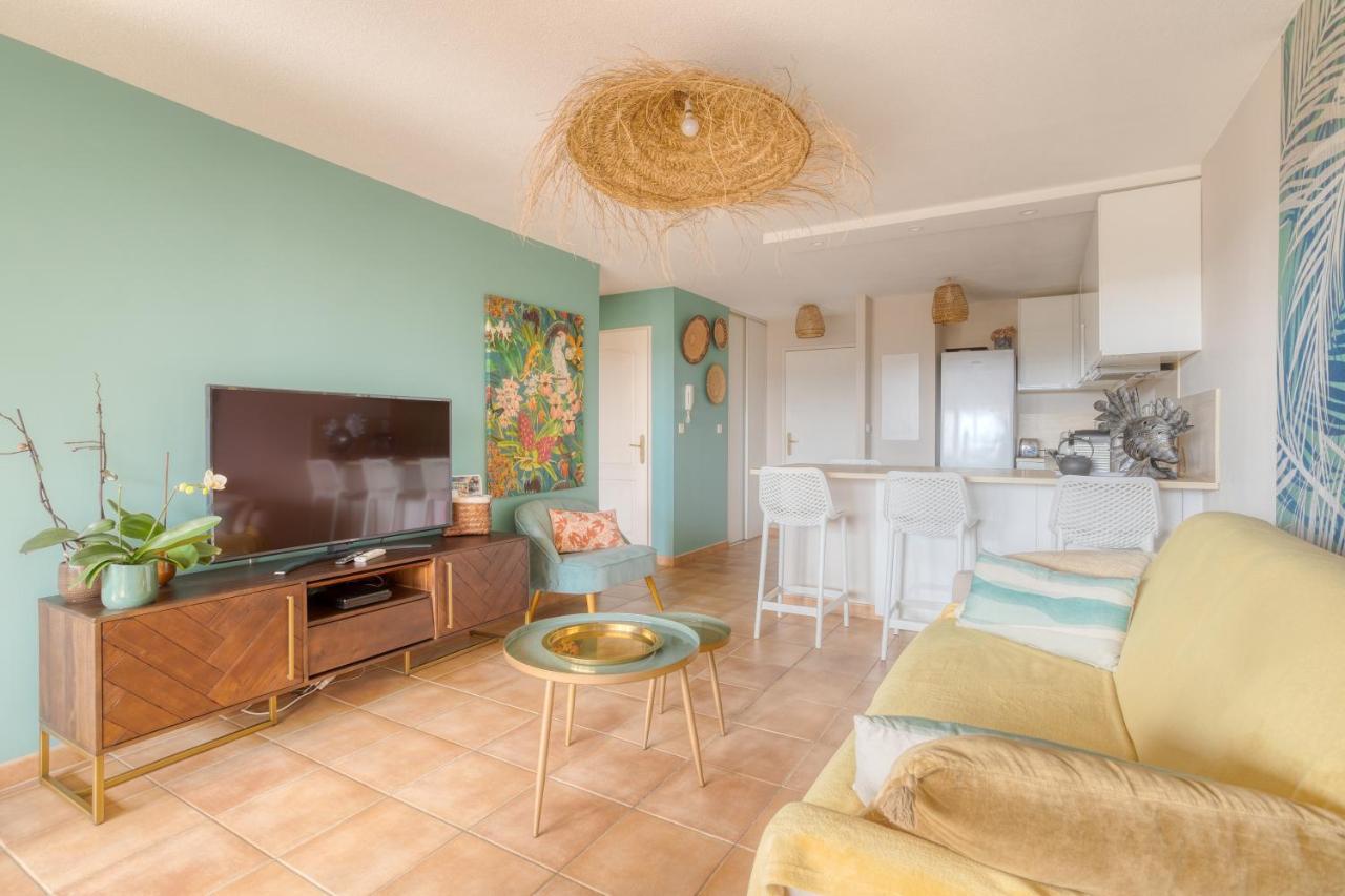 Bel Appartement Classe 3 Etoiles Bormes-les-Mimosas Exterior foto