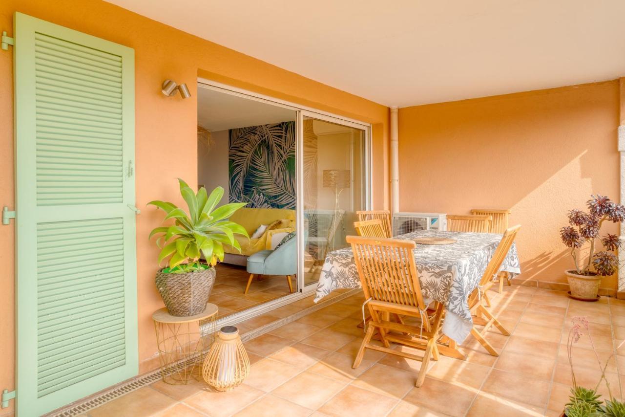 Bel Appartement Classe 3 Etoiles Bormes-les-Mimosas Exterior foto